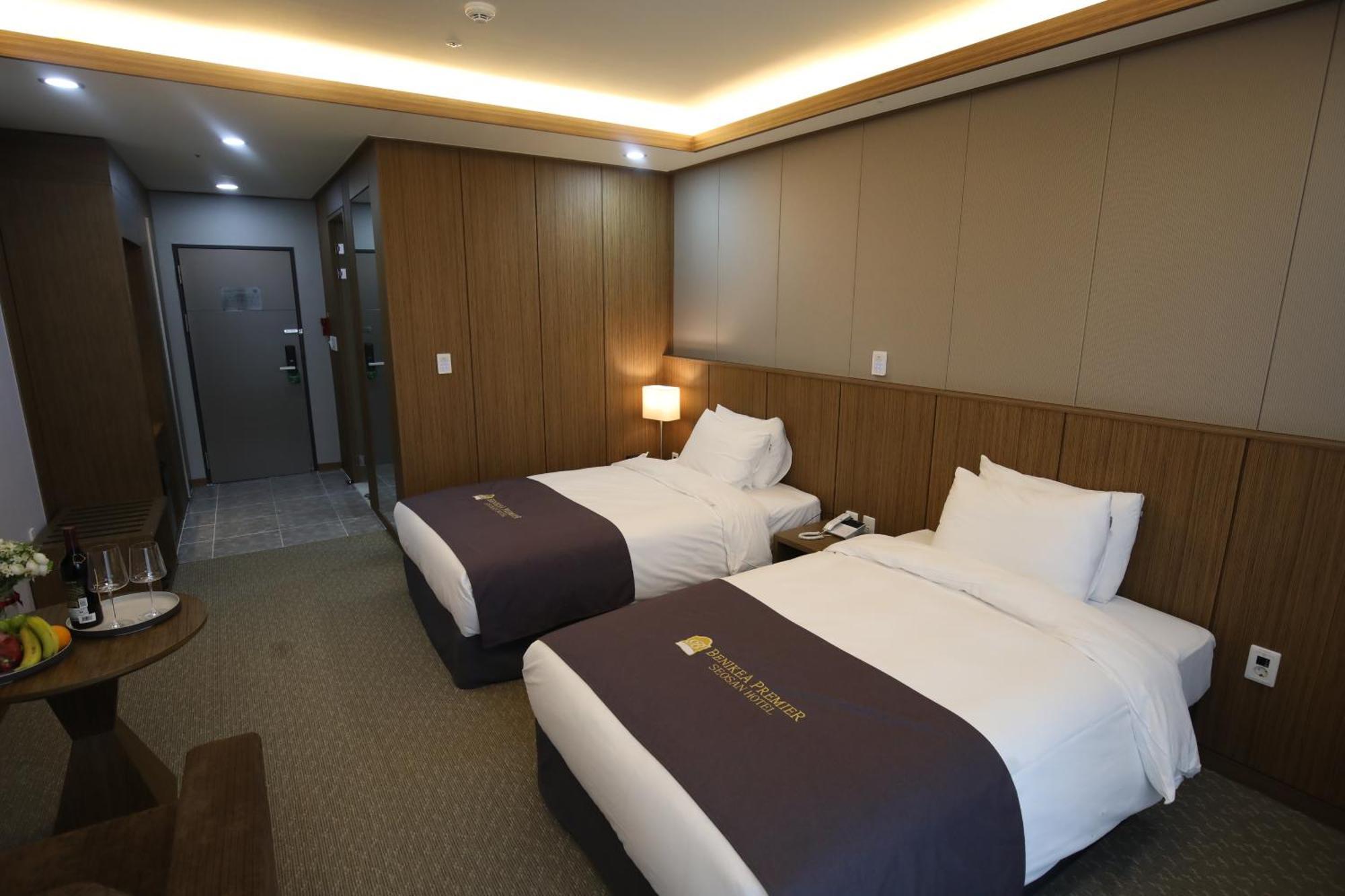 Benikea Hotel Seosan Exteriör bild