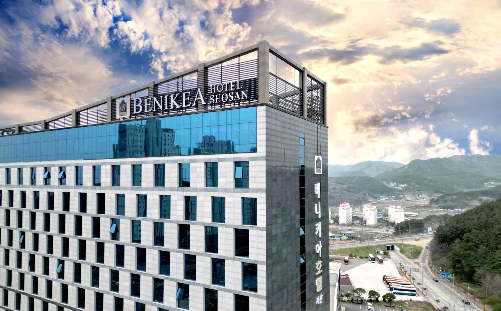 Benikea Hotel Seosan Exteriör bild